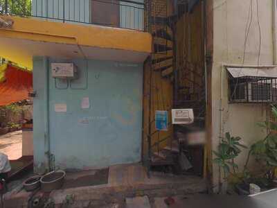 The Potbelly Rooftop Cafe