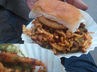 Ashok Vada Pav