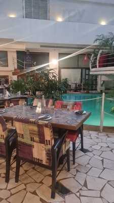 Poolside Cafe