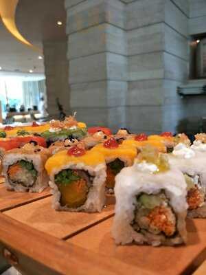 Oh-two-two At The Trident Hotel