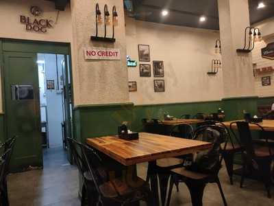 Classic Restaurant & Bar