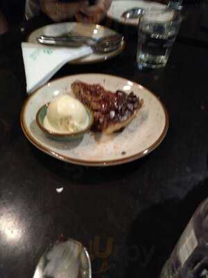 Cafe Basilico - Colaba