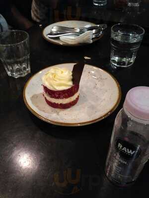 Cafe Basilico - Colaba