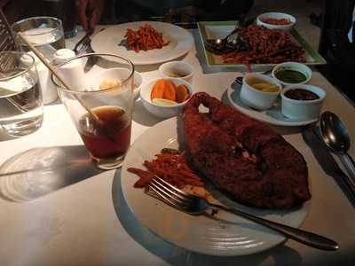 Hotel Courtyard Restaurant & Bar