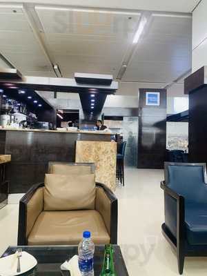 American Express Platinum Lounge