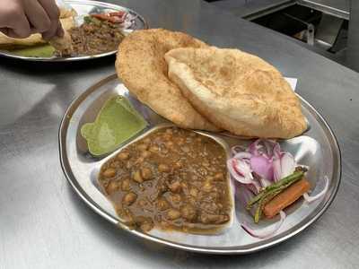 Nagpal Chholey Bhature