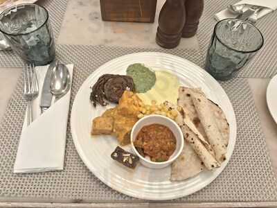 Peninsula Restaurant