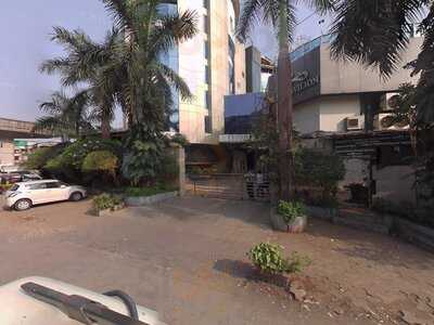 Peninsula Restaurant