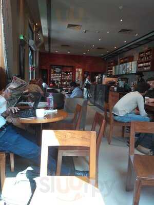 Starbucks - Colaba