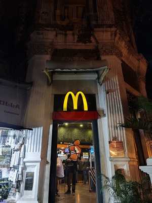 Mc Donald's , Mumbai