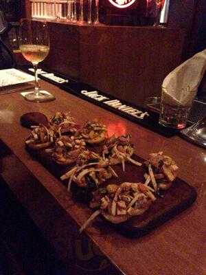 Woodside All Day Bar & Eatery