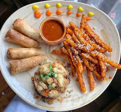 Three Tuns Janakpuri