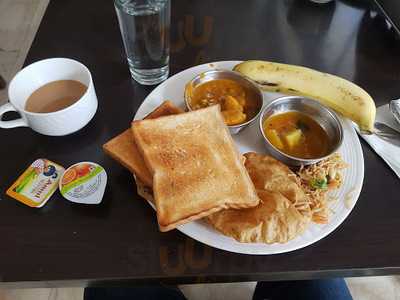 Tara Palace Restaurant