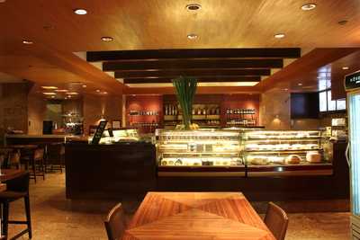 Gourmet Store - Grand Hyatt Mumbai Hotel And Residences