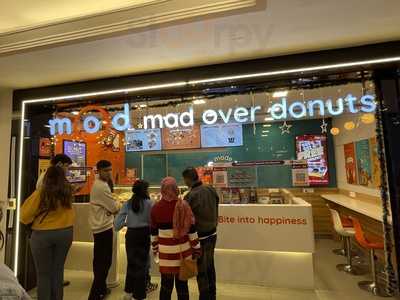 Mad Over Donuts