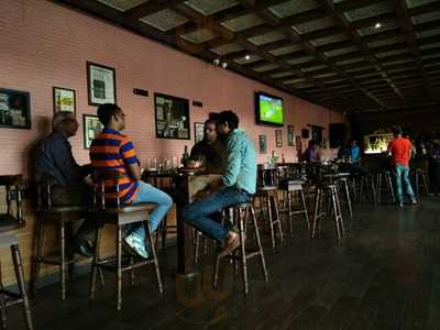 Cafe Mojo Pub And Bistro