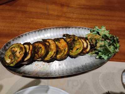 Bindaas Begum Rocking Raja