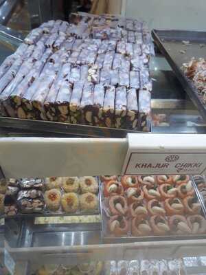 Tiwari Brothers Mithaiwala