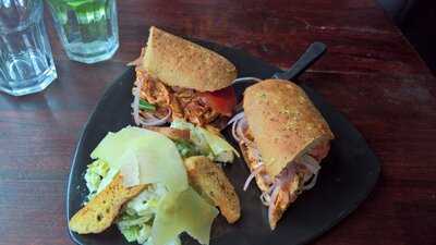 California Pizza Kitchen