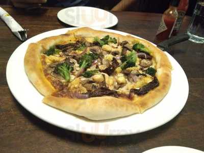 California Pizza Kitchen