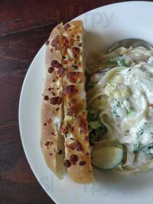 California Pizza Kitchen