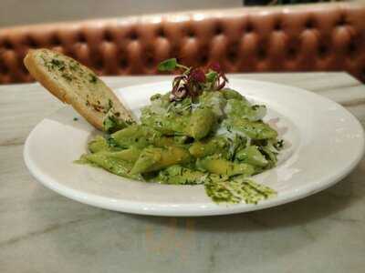 Francesco's Pizzeria