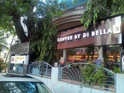 Coffee By Di Bella, Title Waves Bandra