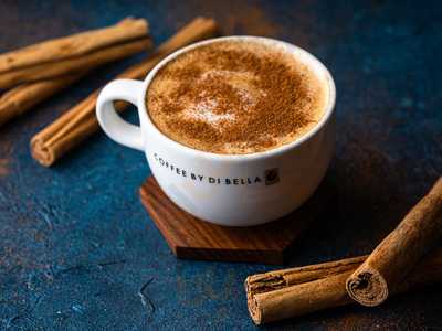 Coffee By Di Bella, Title Waves Bandra