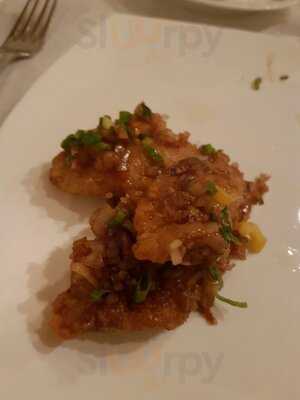 Larry's China Restaurant