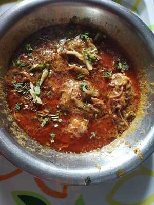 Noora Nihari Wale