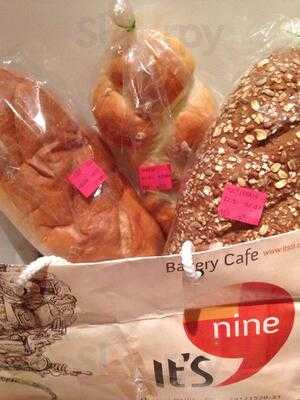 It's9 Bakery Cafe