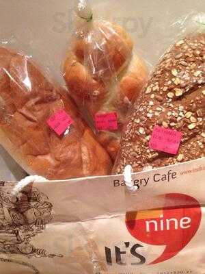It's9 Bakery Cafe