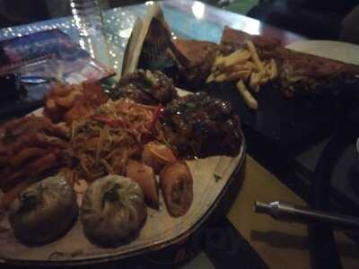 Hippie Bus World's Street Food