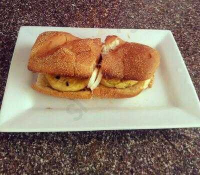 Cafe Coffee Day Lounge, Hauz Khas, New Delhi