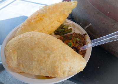 Btw (bittoo Tikki Wala)