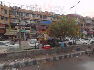 Btw (bittoo Tikki Wala)