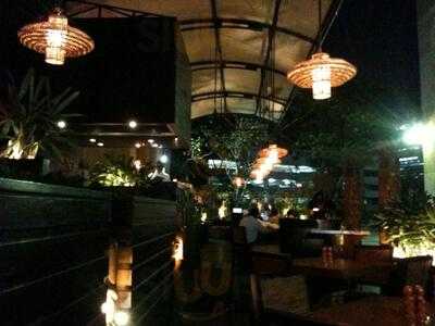 Trader Vic's Mai Tai Lounge