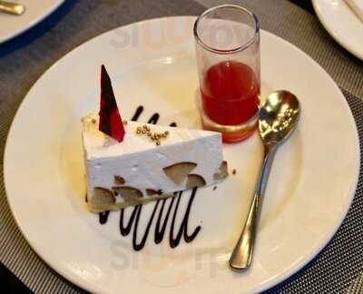 Flluid Mosaic Hotel Restaurant