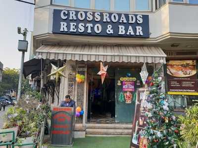 Crossroads Bar & Restaurant
