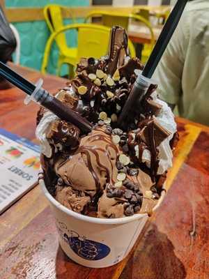 Ice Cream Factory & Shahi Durbar