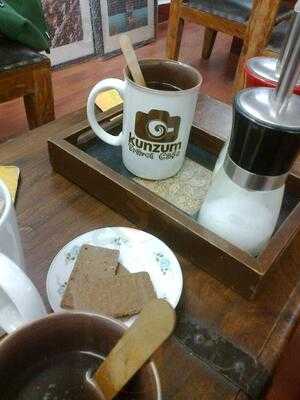 Kunzum Travel Cafe