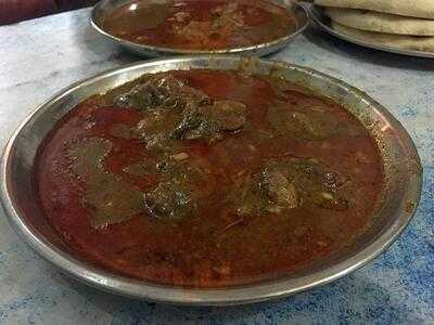 Haji Shabrati Nihari Wale