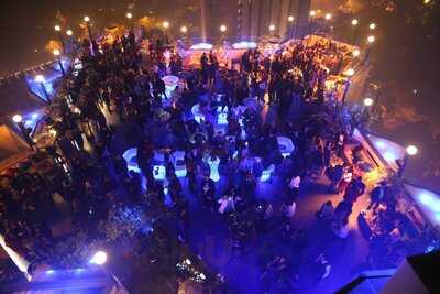 Sky Lounge Bar & Grill