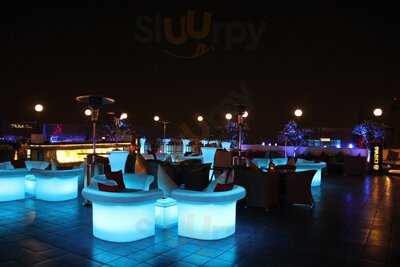 Sky Lounge Bar & Grill