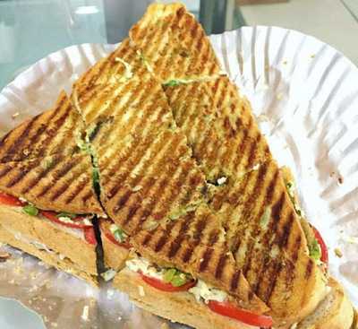 Mithibai College Ka Famous Sandwich
