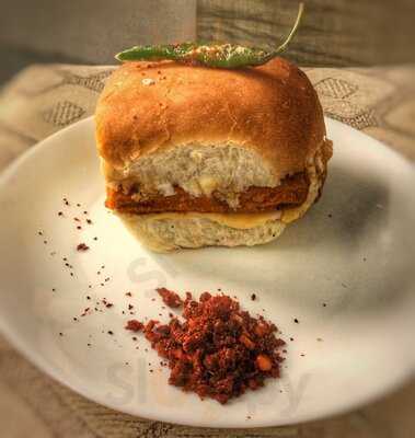 Goli Vada Pav No. 1