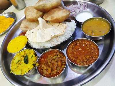 Bhatt Vishranti Graha