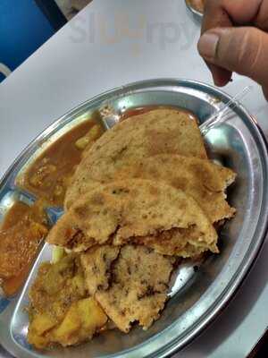 Babu Ram Paranthe Wale