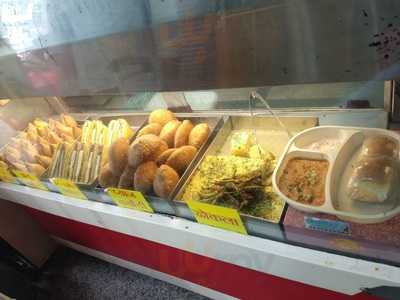 Babu Ram Paranthe Wale