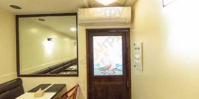 Sandeep Restaurant & Bar